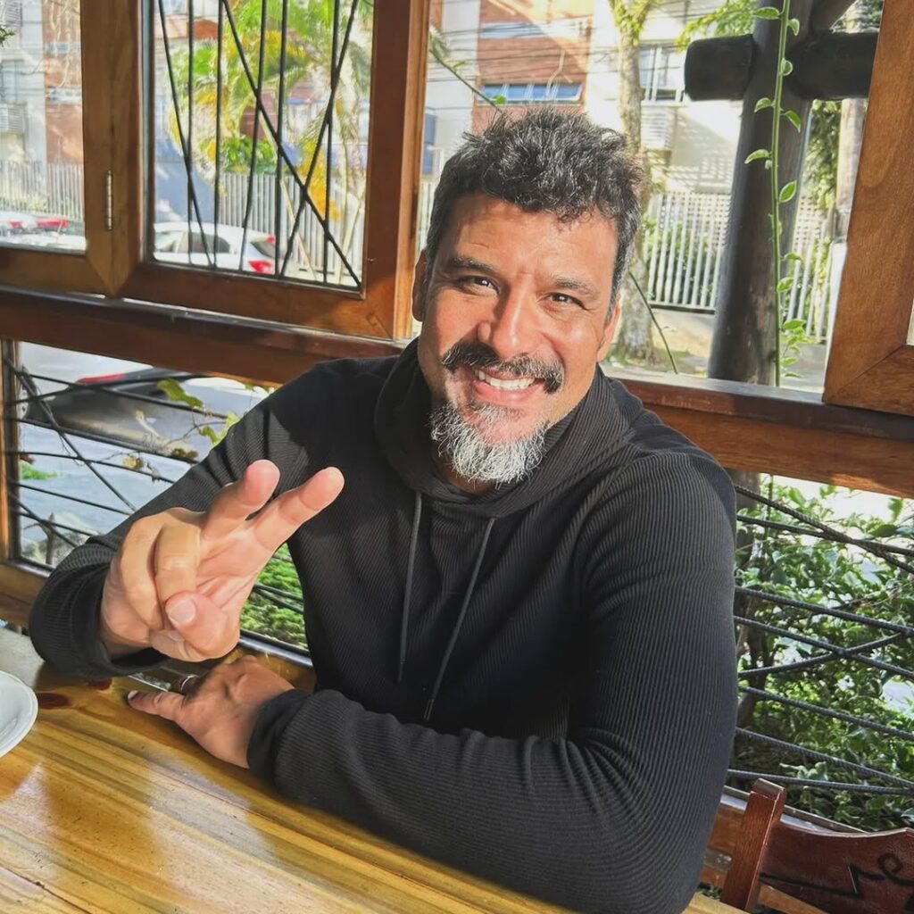 Dino Guarieiro fisioterapia e Quiropraxia da Treine Saúde e Movimento em Angra dos Reis