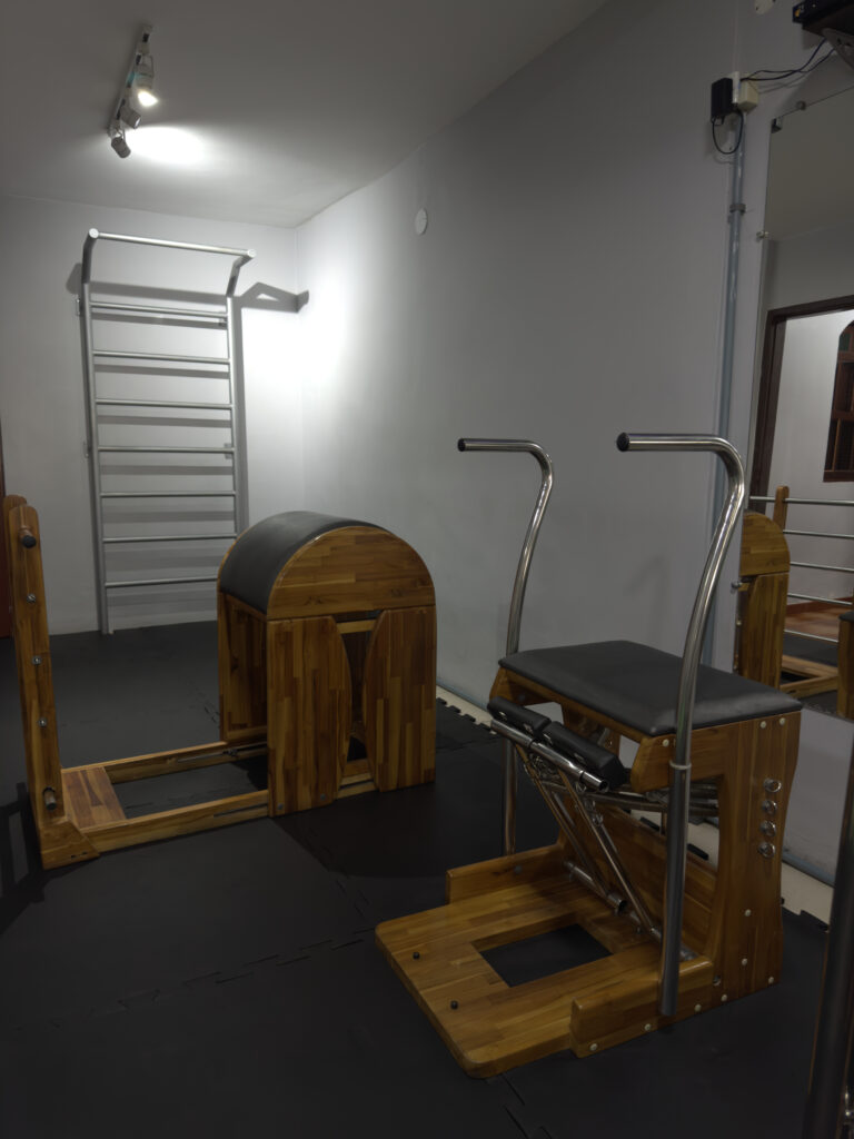 Equipamentos para pilates da treine saúde e movimento em em Angra dos Reis